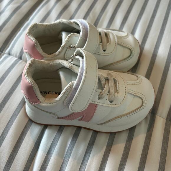 Sincerely Jules White & Pink Sneakers, Toddler Girl 7C (run small) - Picture 1 of 7